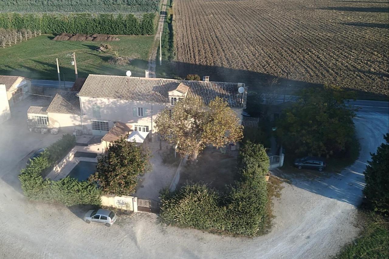 Le Mas D'Hubert L'Isle-sur-la-Sorgue Bagian luar foto