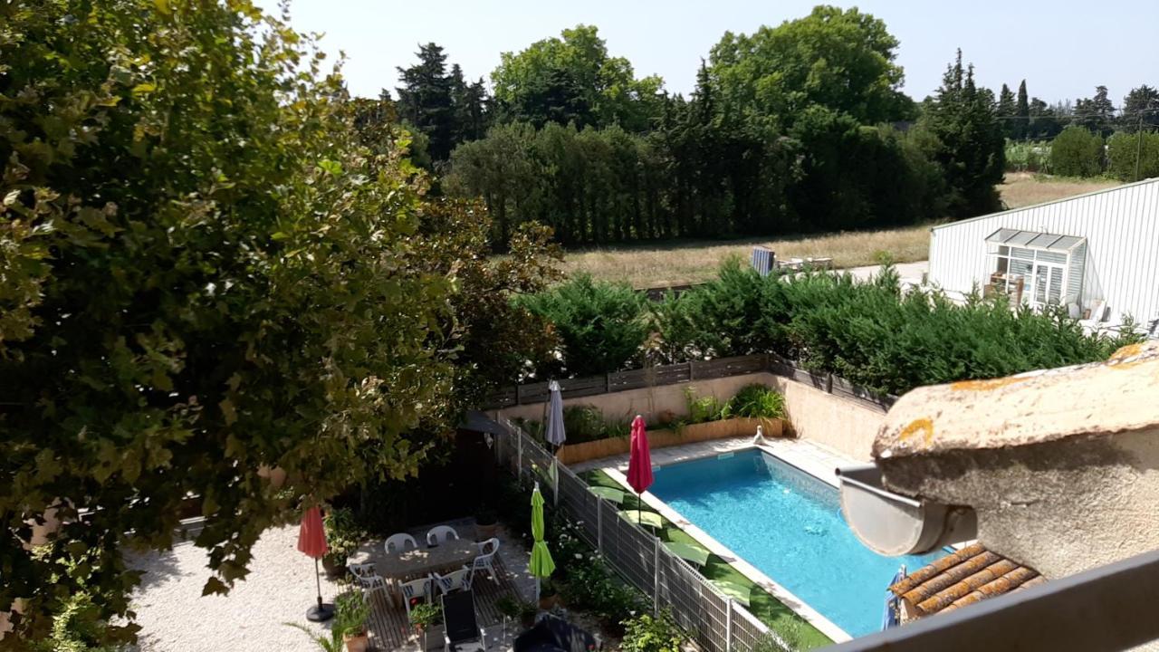 Le Mas D'Hubert L'Isle-sur-la-Sorgue Bagian luar foto